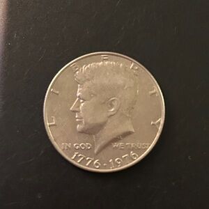 Rare Find-No Mint Mark Bicentennial Kennedy Silver half dollar